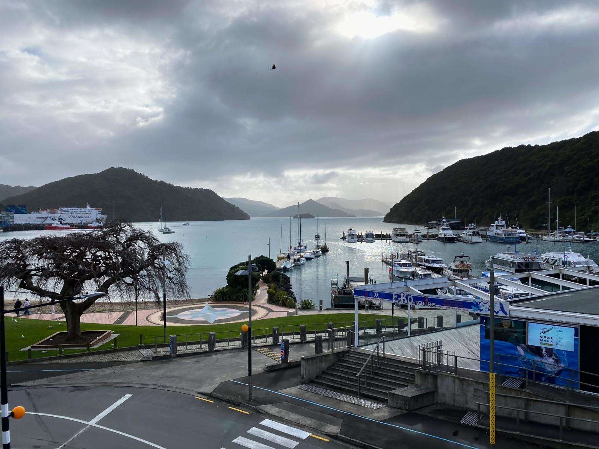 Picton Waterfront Apartments Exteriör bild